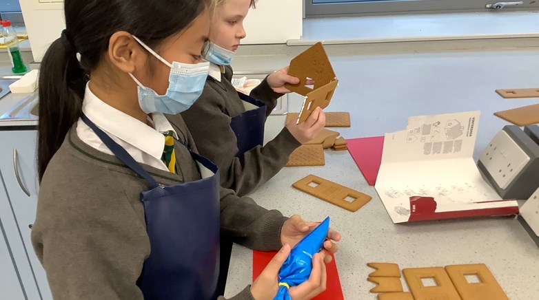 Gingerbread house competition