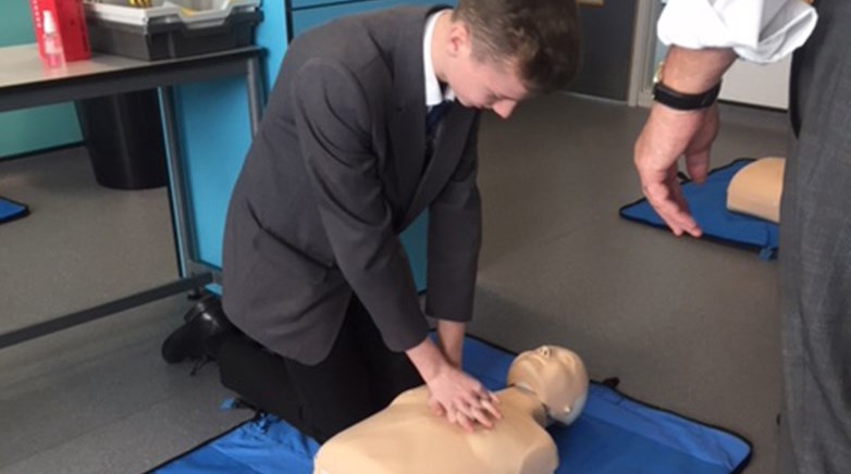 Students complete first aid course