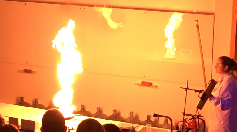 Students have a blast at science lecture!