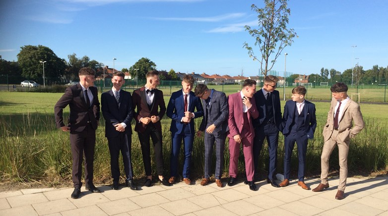Bedlington Academy Y11 school prom 2018